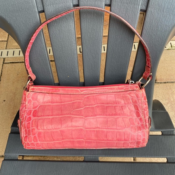 Dooney & Bourke Double Front Pocket Nile Collection Croc Embossed Pink Handbag - Picture 2 of 15